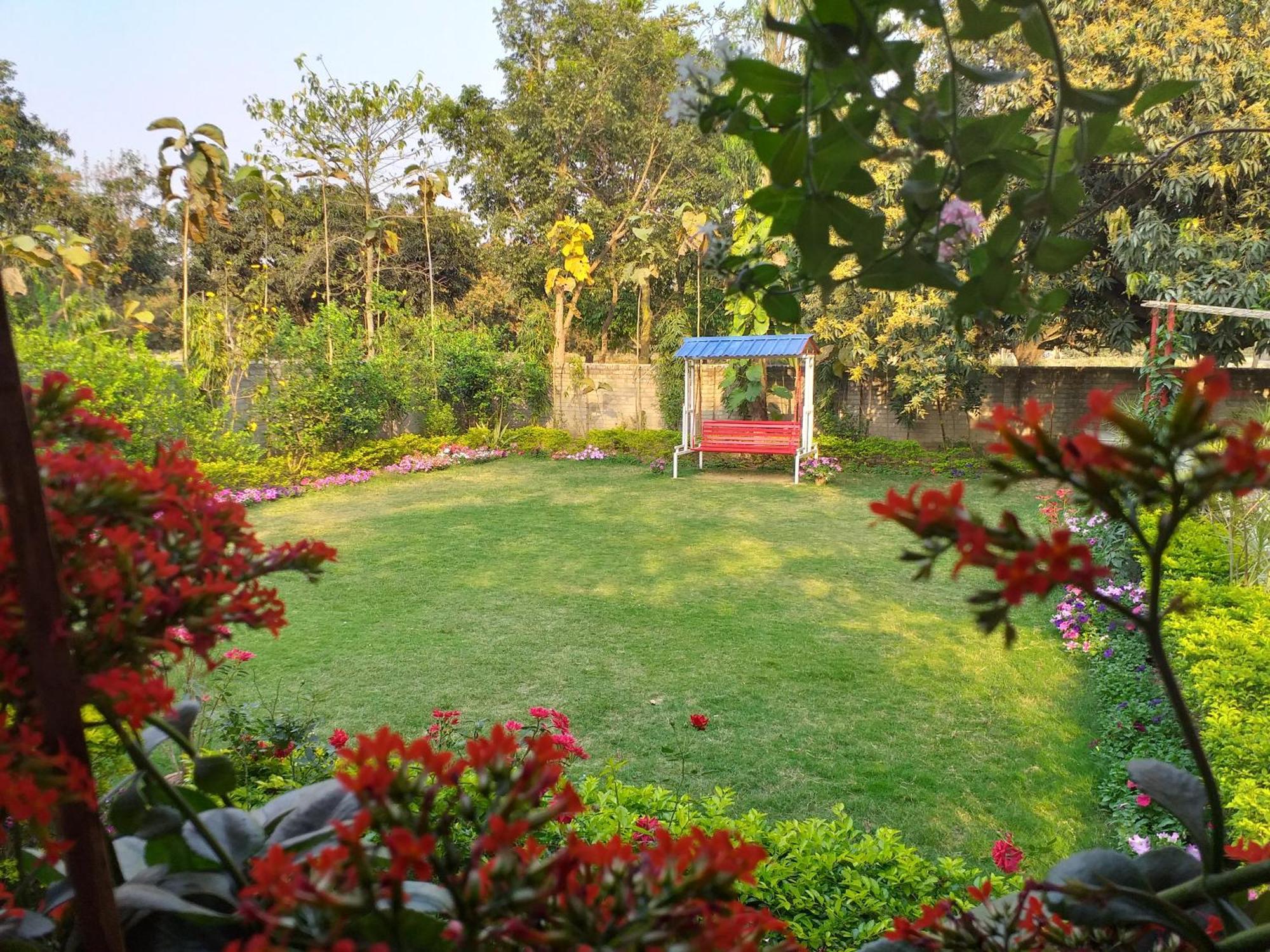 Atmaja The Cottage Garden Under Tourism Department Government Of West Bengal Māldah Dış mekan fotoğraf